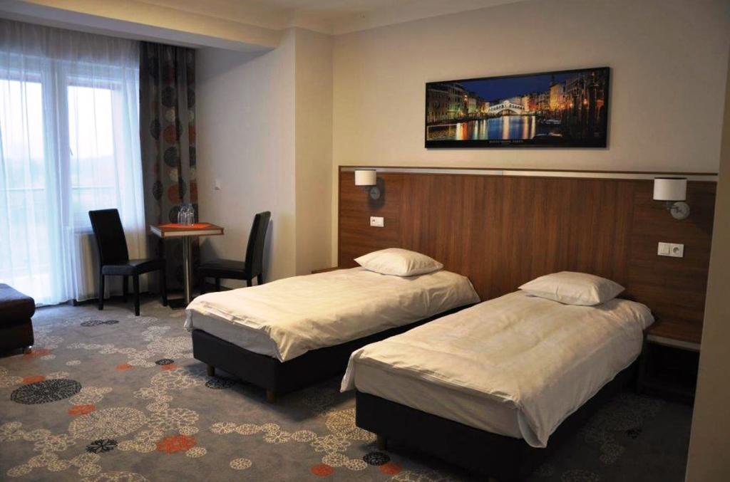 Hotel Europa Lubiń Rum bild